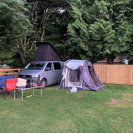 Bank Top Camping-North York Moors With Pitches For Caravans, Camper Vans And Tents Hotel Pickering Eksteriør billede