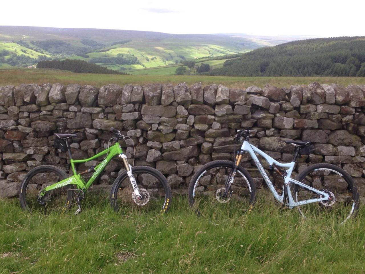 Bank Top Camping-North York Moors With Pitches For Caravans, Camper Vans And Tents Hotel Pickering Eksteriør billede