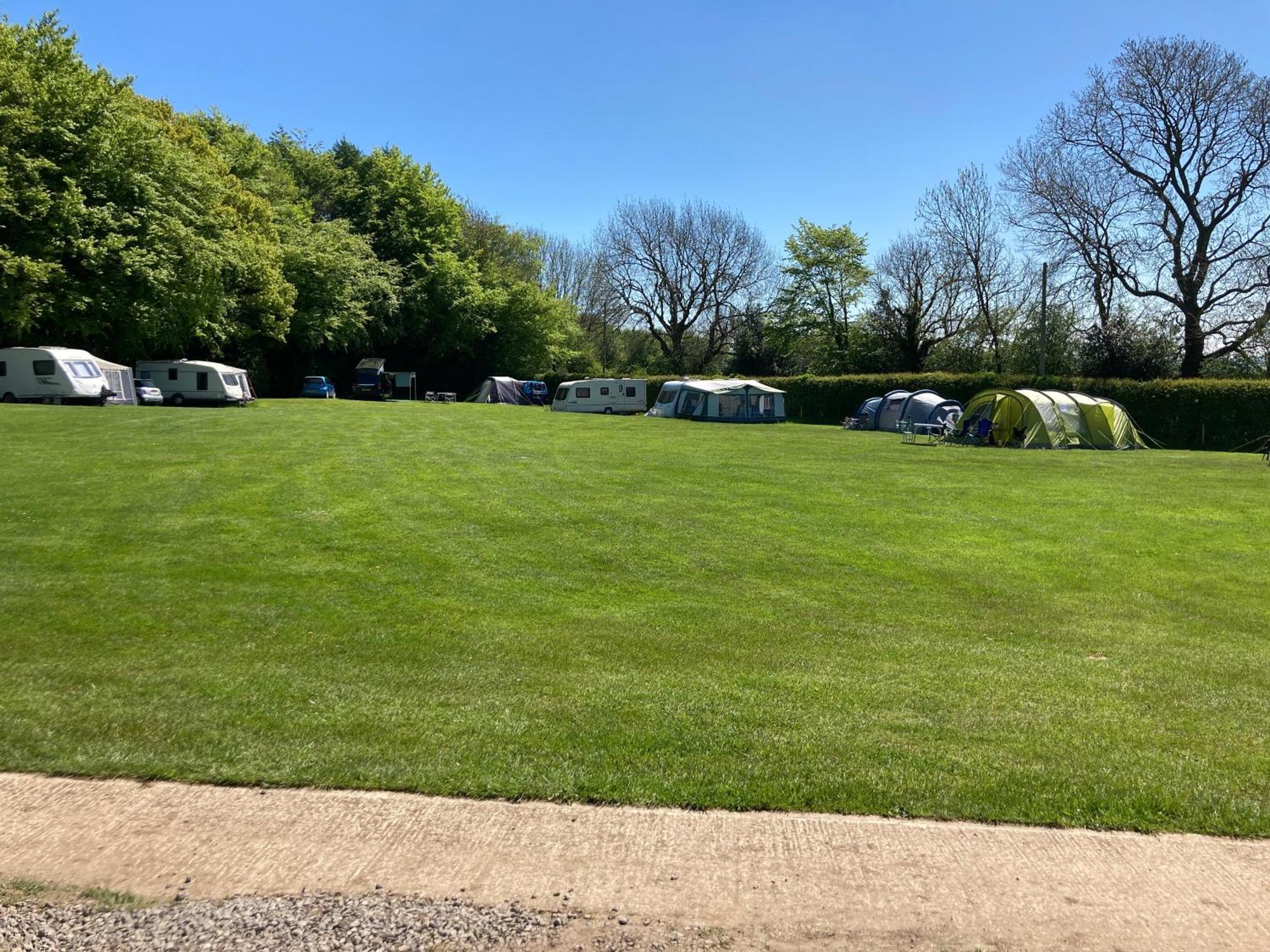 Bank Top Camping-North York Moors With Pitches For Caravans, Camper Vans And Tents Hotel Pickering Eksteriør billede