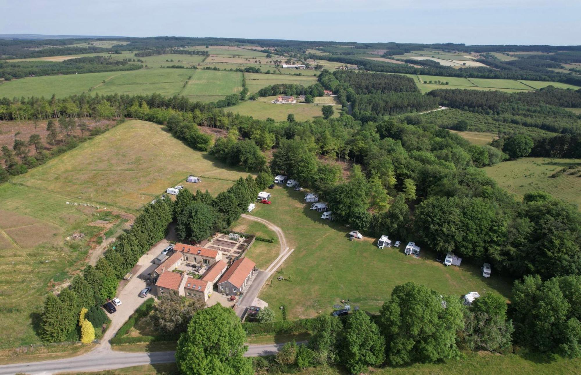 Bank Top Camping-North York Moors With Pitches For Caravans, Camper Vans And Tents Hotel Pickering Eksteriør billede